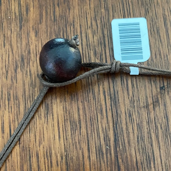 NWT Beautiful Handmade Boho Multi-Color Wood Necklace - Picture 5 of 6